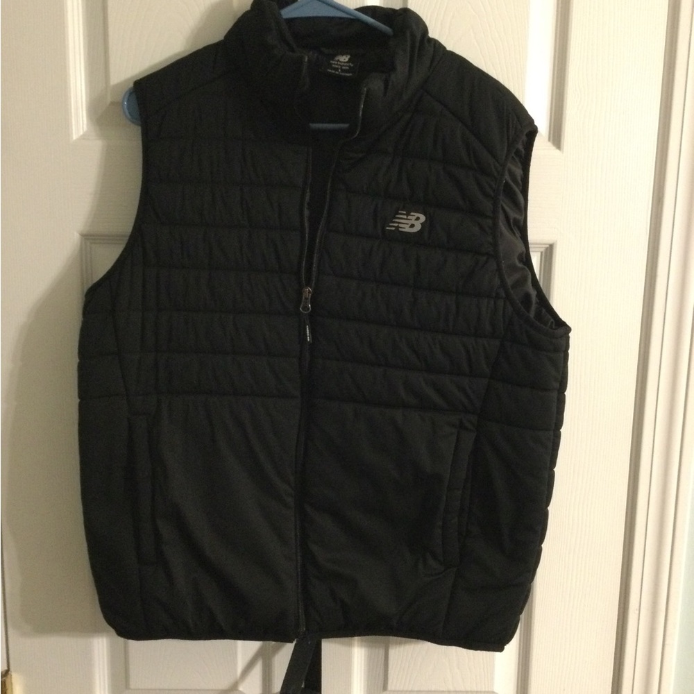 New Balance Men's Black Quilted Puffer Vest